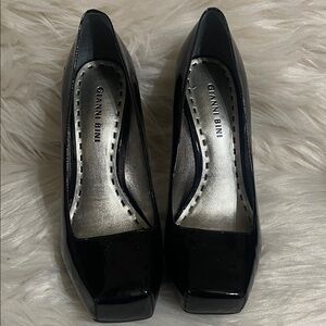 Gianni Bini Black Patent Heels